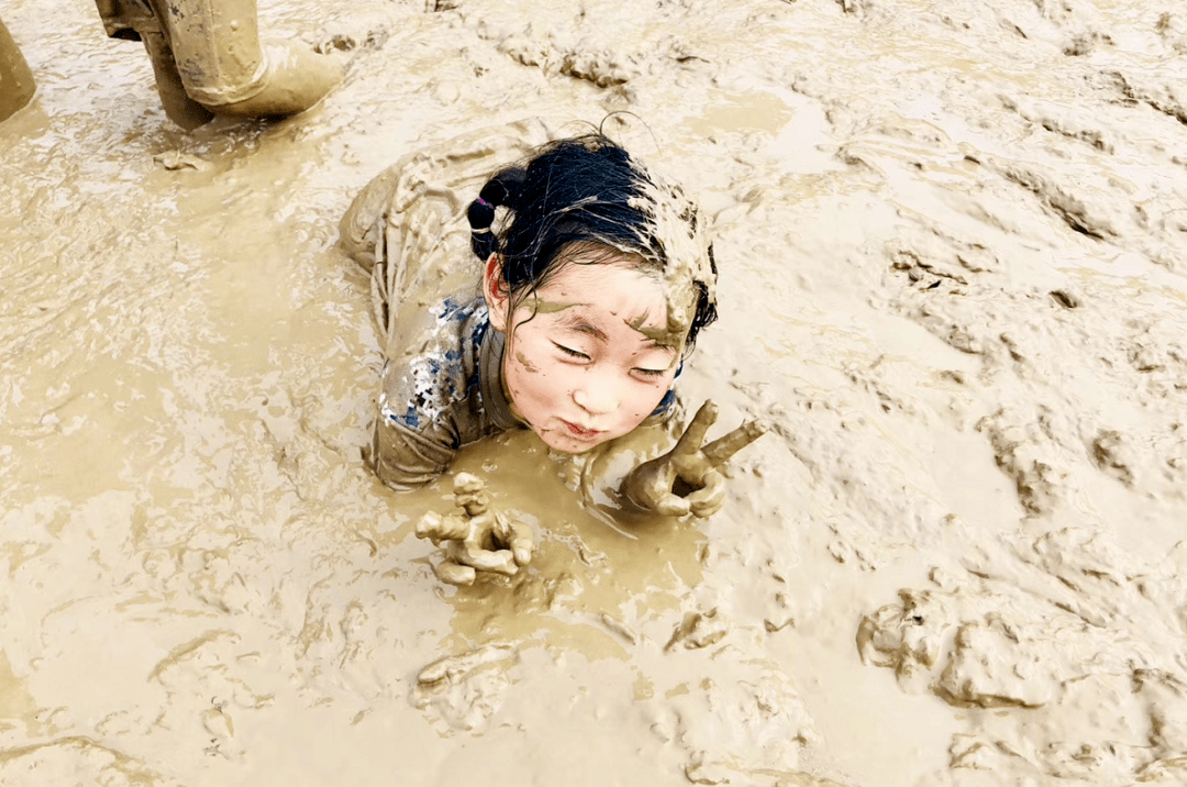 游戏mudrunner_mud游戏_游戏mud是什么意思