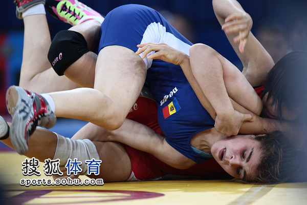 世界职业摔跤2012出招表_世界职业摔跤2012怎么玩_世界职业摔跤2012