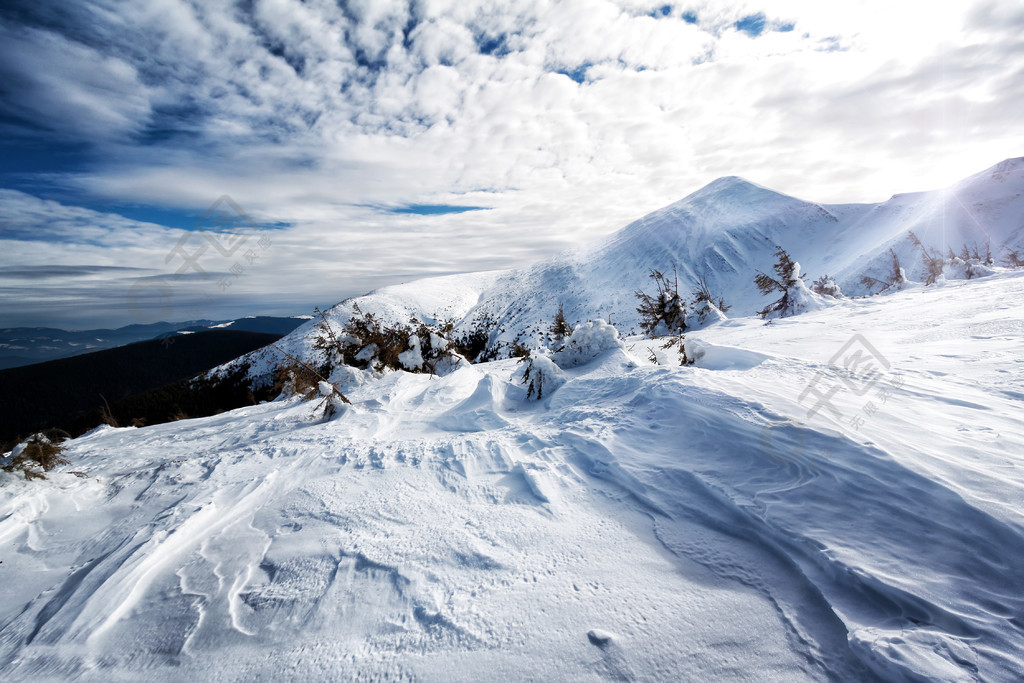 原神雪山_原神雪山神_雪山原神