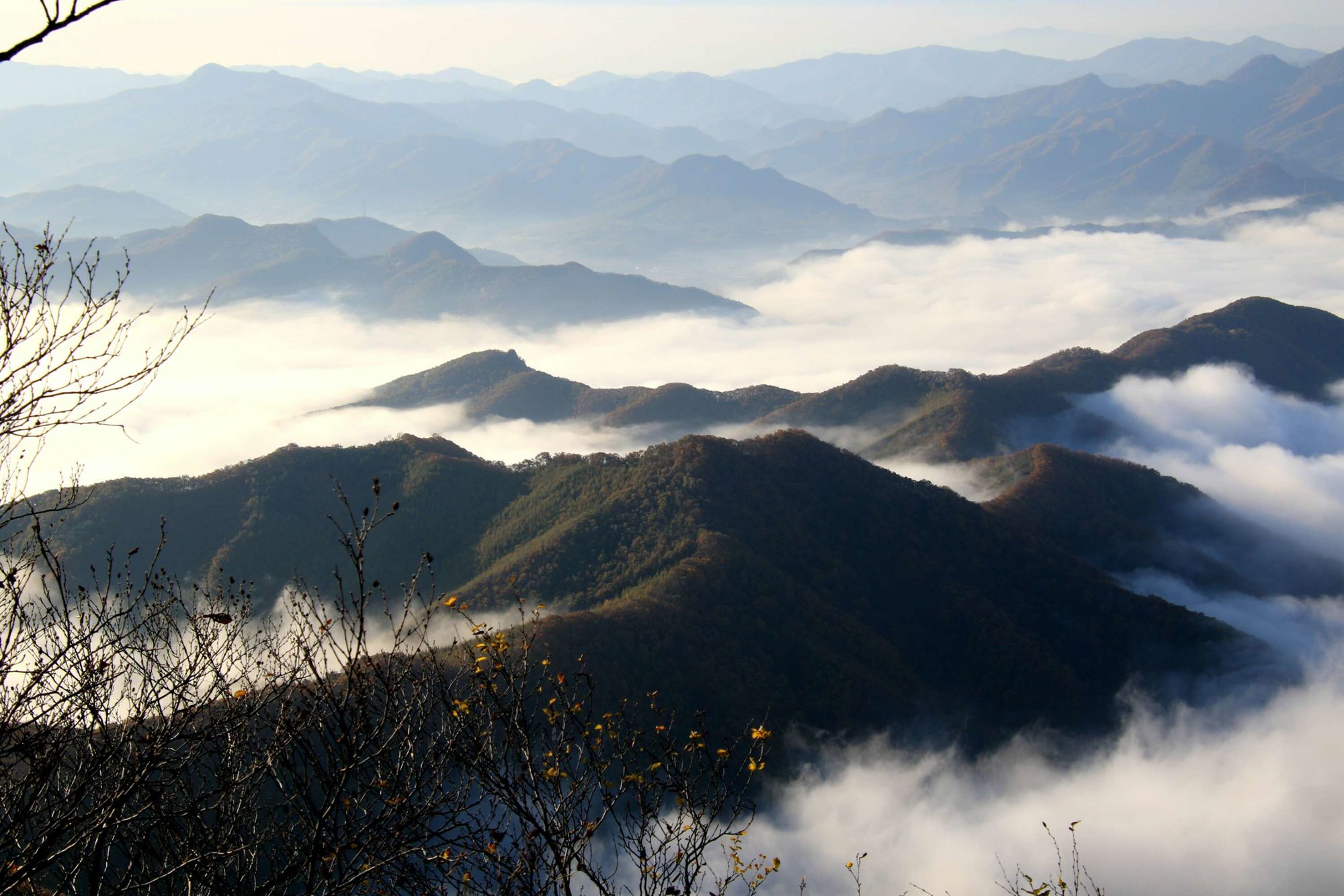 轩辕云和剑山彼端哪个好玩_轩辕剑山和云的彼端_轩辕剑3云和山的彼端