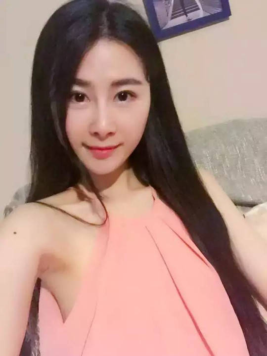 美女说她想日批_18岁美女麻批图片_美女日批直播