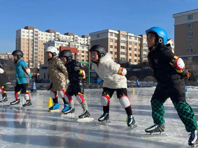 冰火娃娃闯关游戏_冰娃火娃闯关在线玩_火娃冰娃闯关