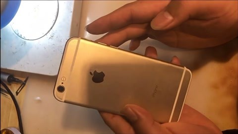黑屏玩手机游戏有声音_打游戏黑屏手机_为啥手机玩游戏有一块黑屏