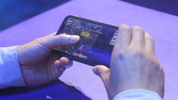 学折游戏手机_手游折app_利用折纸玩游戏