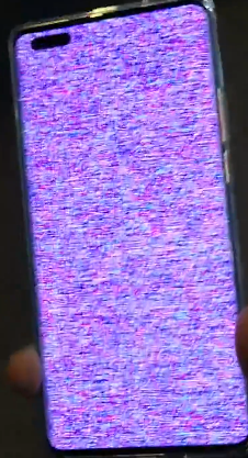 花屏导致手机游戏黑屏_游戏导致手机花屏_手机游戏出现花屏