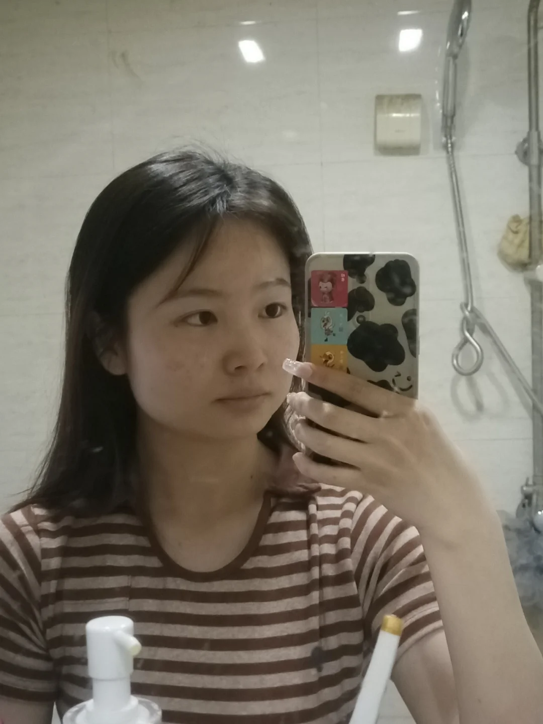 玩手机打游戏脸发烫头晕_玩3d游戏头晕恶心_脸烫耳朵烫