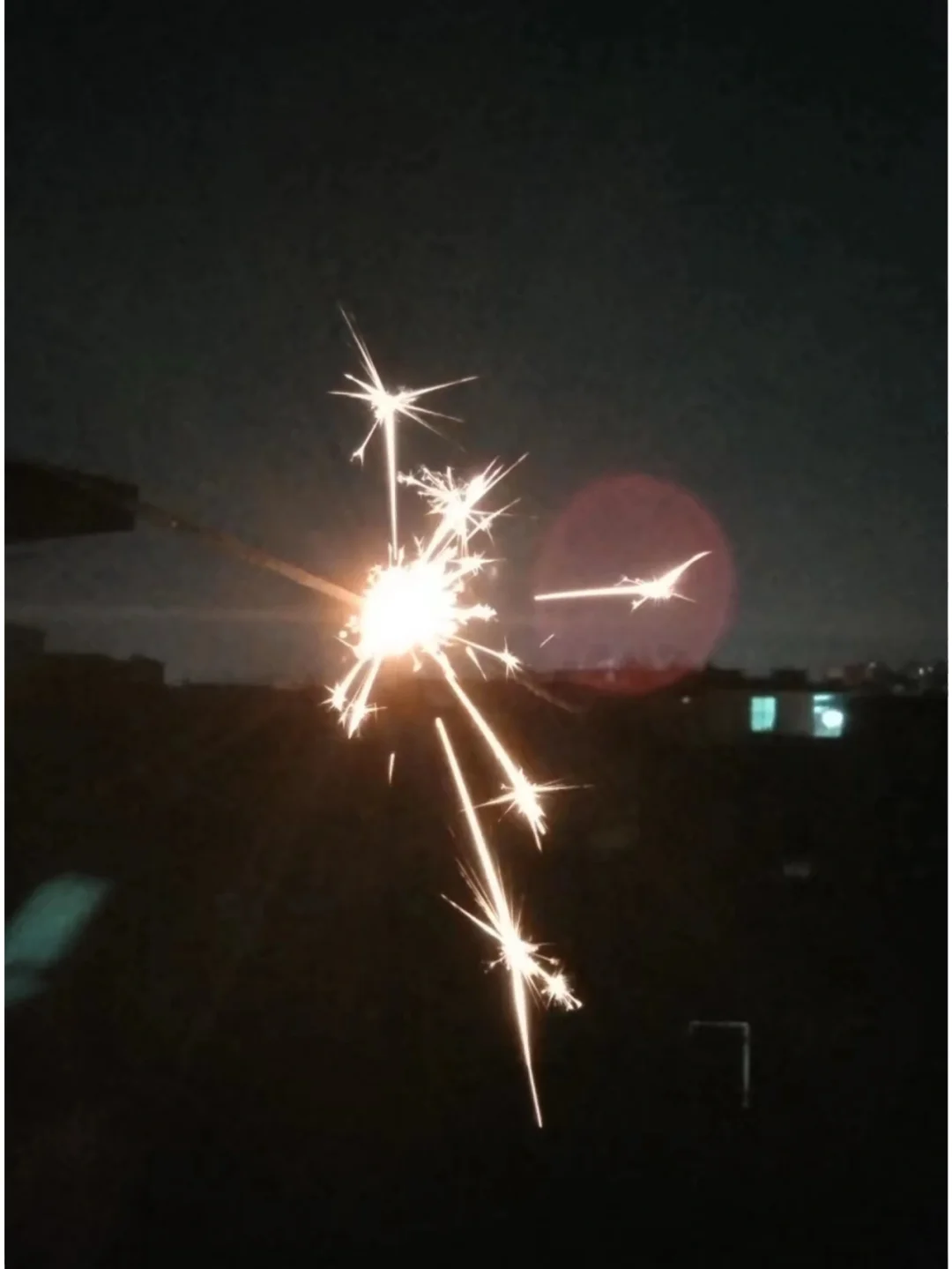 6月15_月亮_月经过后几天又出血了怎么回事